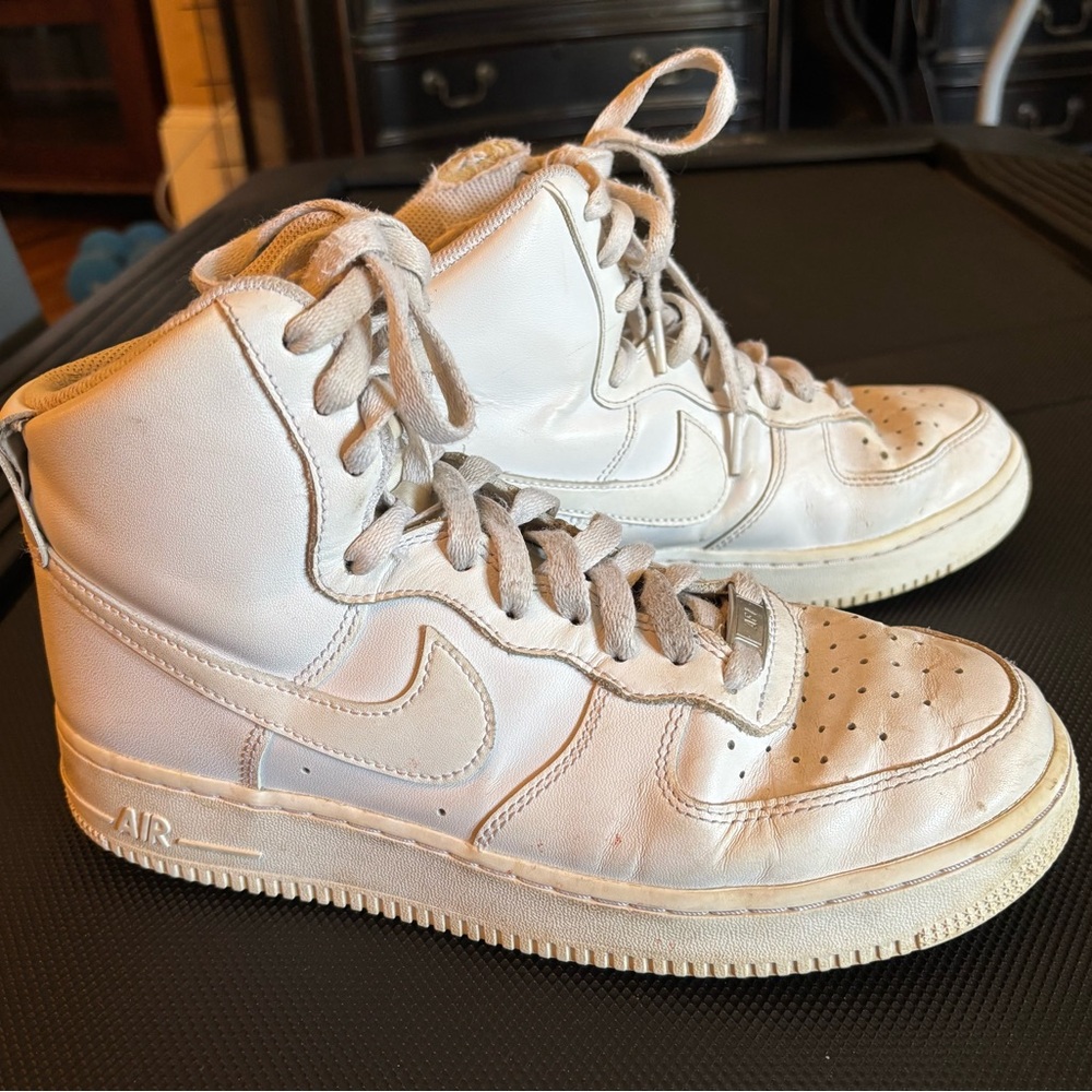 Nike White Mesh Sneakers